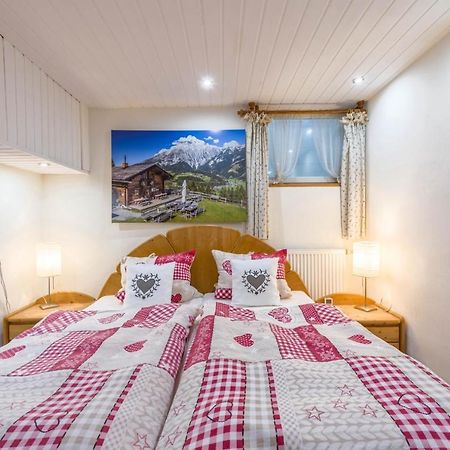 Zwischen Chiemsee Und Bergen Ug بيرناو ام شيمسي المظهر الخارجي الصورة